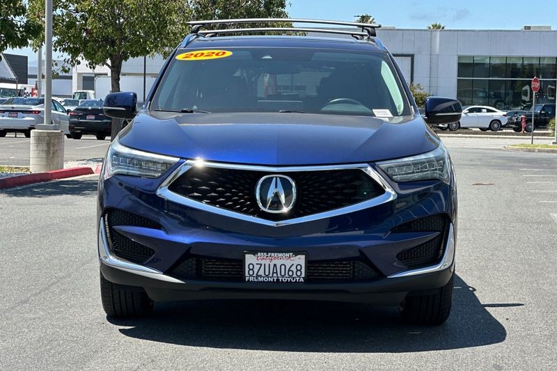 Acura RDX Vehicle Full-screen Gallery Image 09