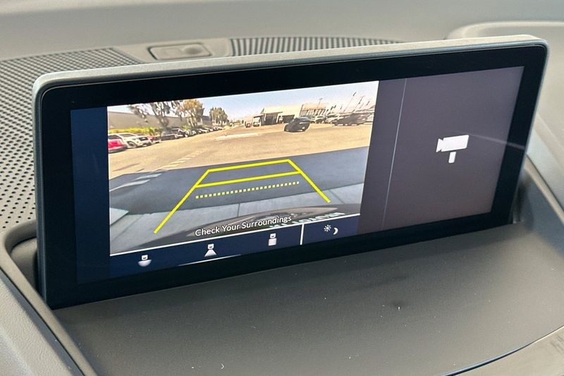 Acura RDX Vehicle Full-screen Gallery Image 19