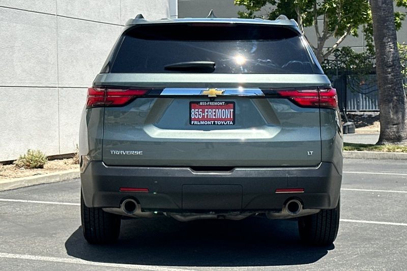 Chevrolet Traverse Vehicle Full-screen Gallery Image 05