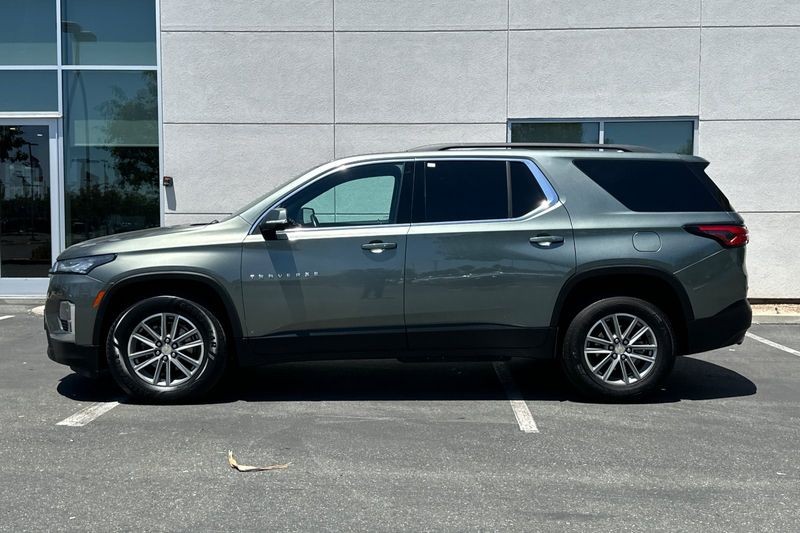 Chevrolet Traverse Vehicle Full-screen Gallery Image 07