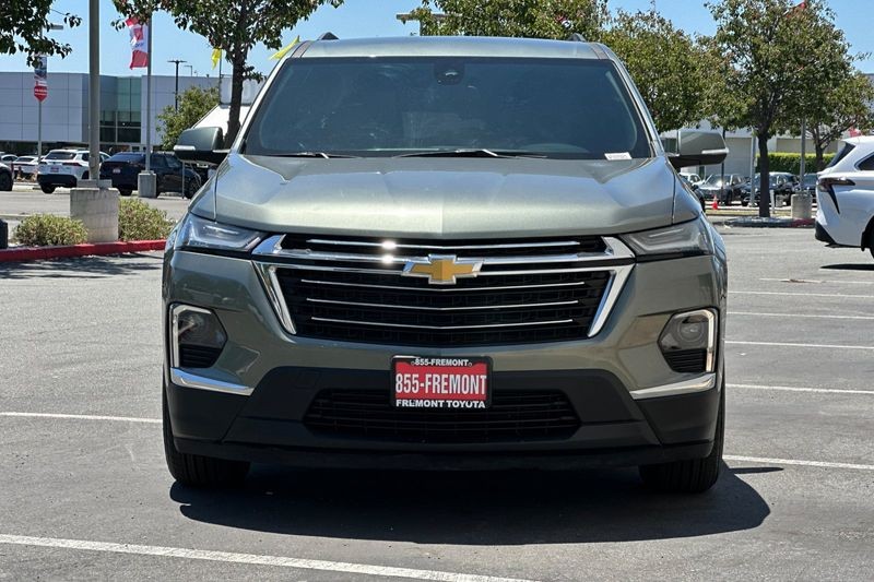 Chevrolet Traverse Vehicle Full-screen Gallery Image 09