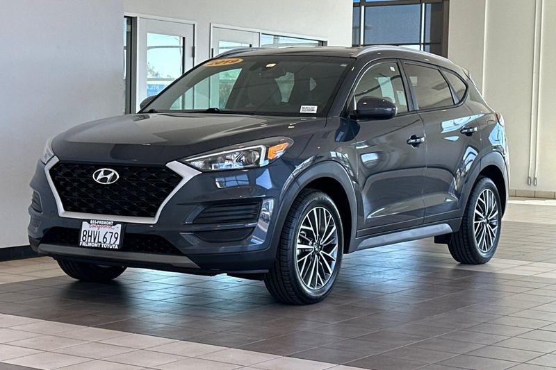 Hyundai Tucson Vehicle Full-screen Gallery Image 08