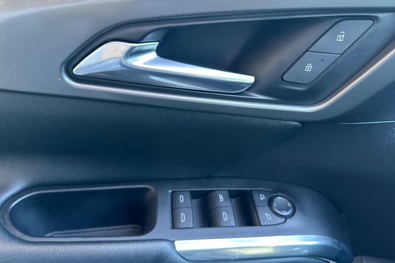 Chevrolet Traverse Vehicle Full-screen Gallery Image 11