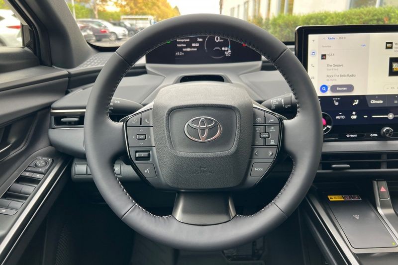 Toyota bZ Vehicle Full-screen Gallery Image 20