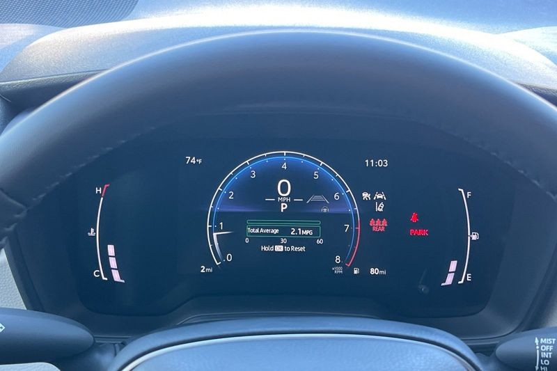 Toyota Corolla Vehicle Full-screen Gallery Image 20