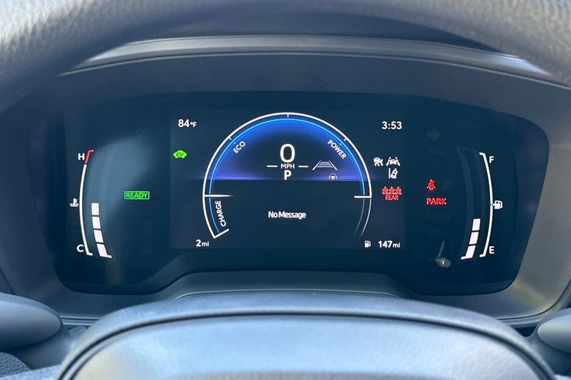 Toyota Corolla Hybrid Vehicle Full-screen Gallery Image 19