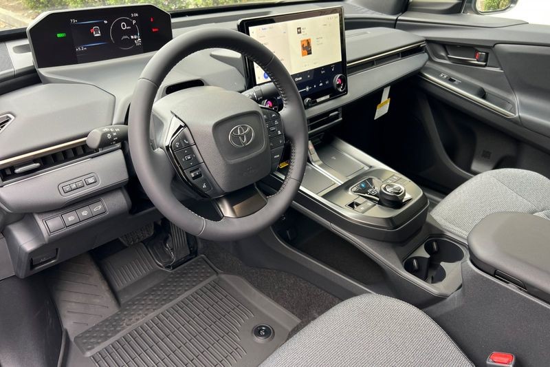 Toyota bZ Vehicle Full-screen Gallery Image 07
