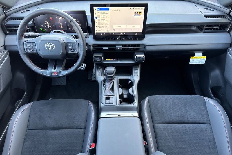 Toyota RAV4 Plug-In Hybrid Vehicle Full-screen Gallery Image 10