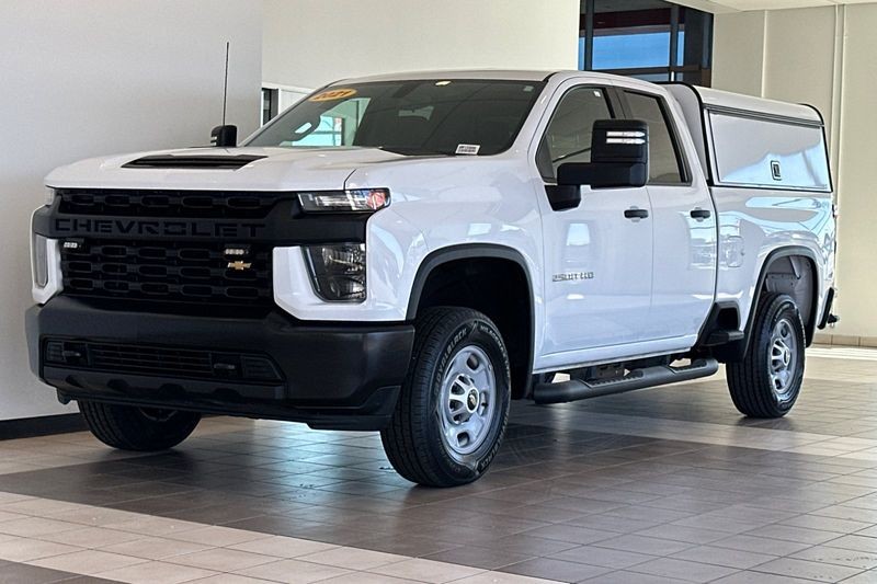 Chevrolet Silverado 2500HD Vehicle Full-screen Gallery Image 08