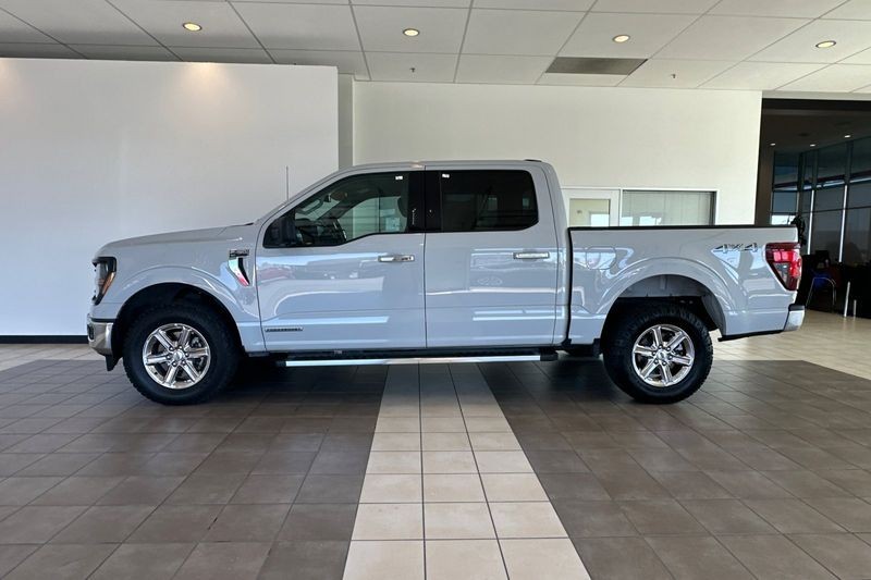 Ford F-150 Vehicle Full-screen Gallery Image 07