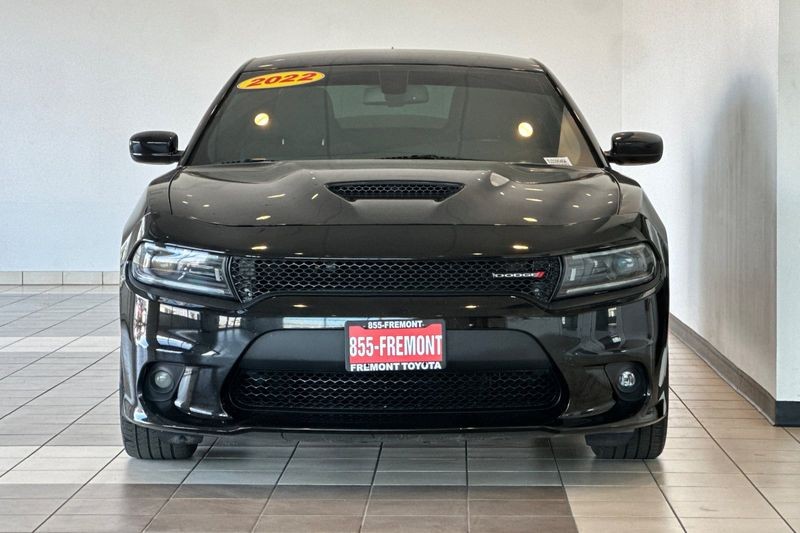 Dodge Charger Vehicle Full-screen Gallery Image 09