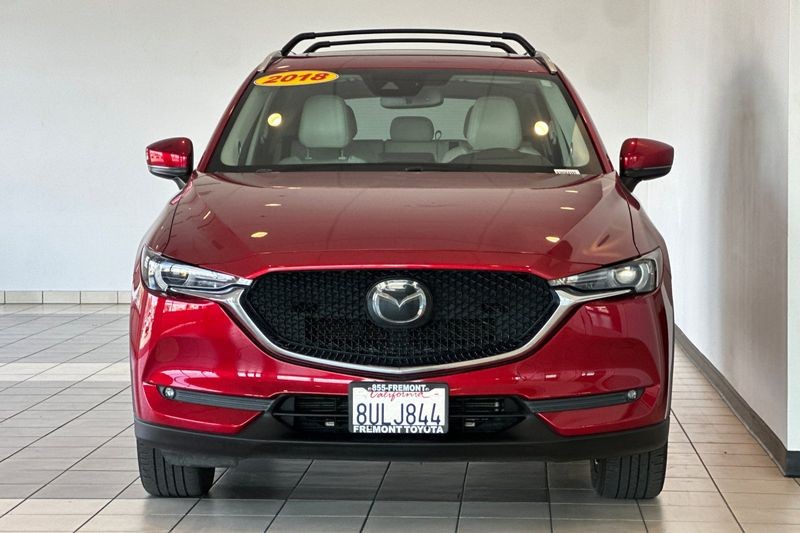 Mazda CX-5 Vehicle Full-screen Gallery Image 09
