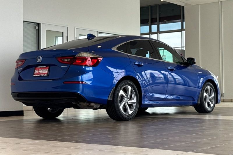Honda Insight Vehicle Full-screen Gallery Image 04
