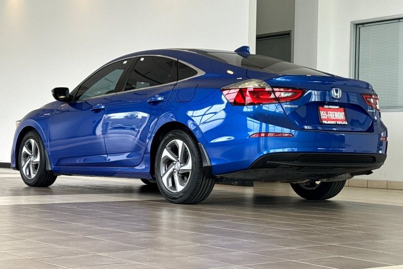 Honda Insight Vehicle Full-screen Gallery Image 06