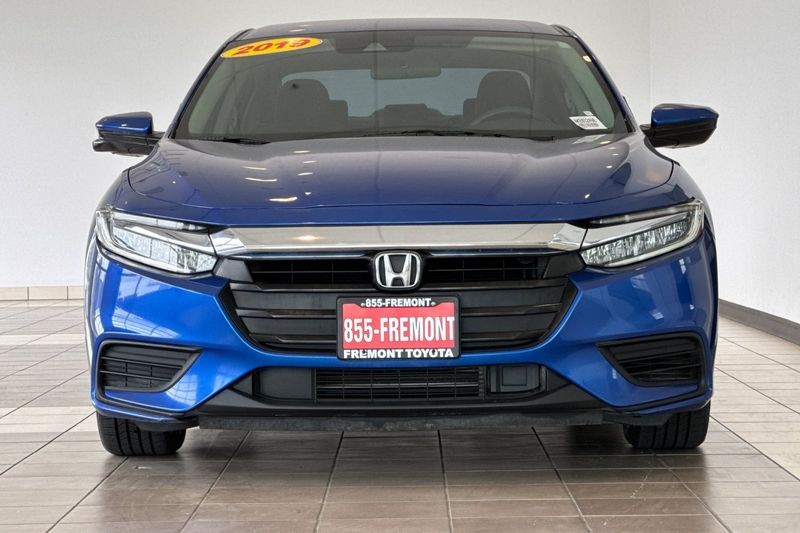Honda Insight Vehicle Full-screen Gallery Image 09