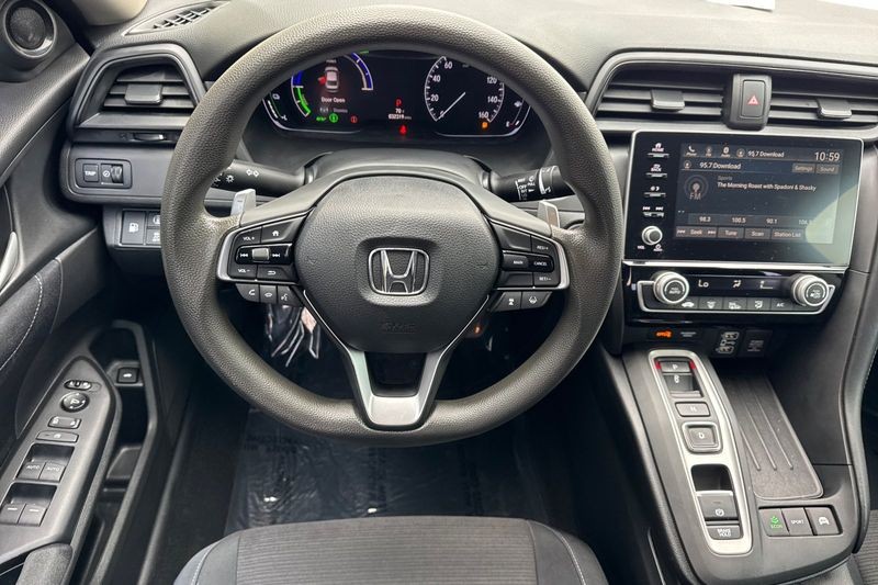 Honda Insight Vehicle Full-screen Gallery Image 14