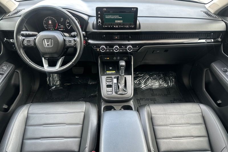 Honda CR-V Vehicle Full-screen Gallery Image 13