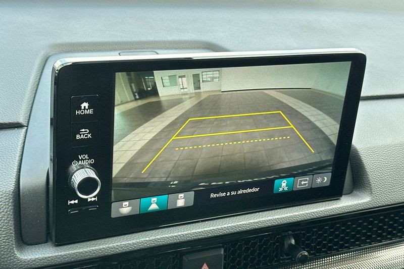 Honda CR-V Vehicle Full-screen Gallery Image 19