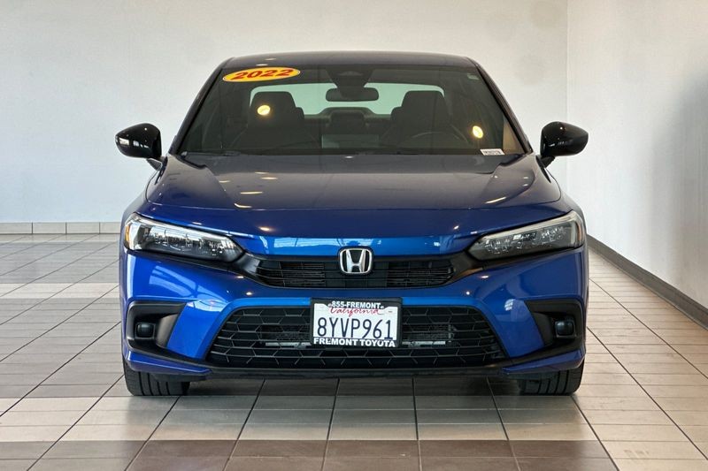 Honda Civic Sedan Vehicle Full-screen Gallery Image 09