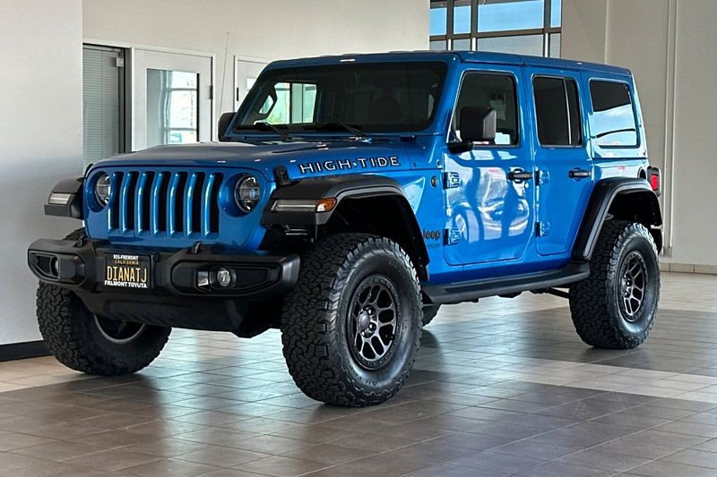 Jeep Wrangler Vehicle Full-screen Gallery Image 08