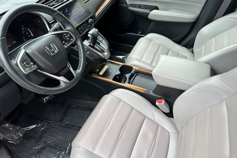 Honda CR-V Vehicle Full-screen Gallery Image 10
