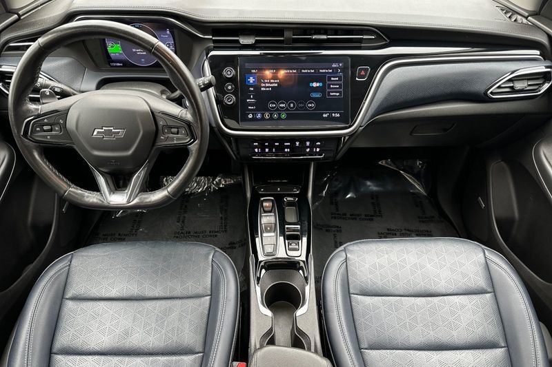 Chevrolet Bolt EUV Vehicle Full-screen Gallery Image 13