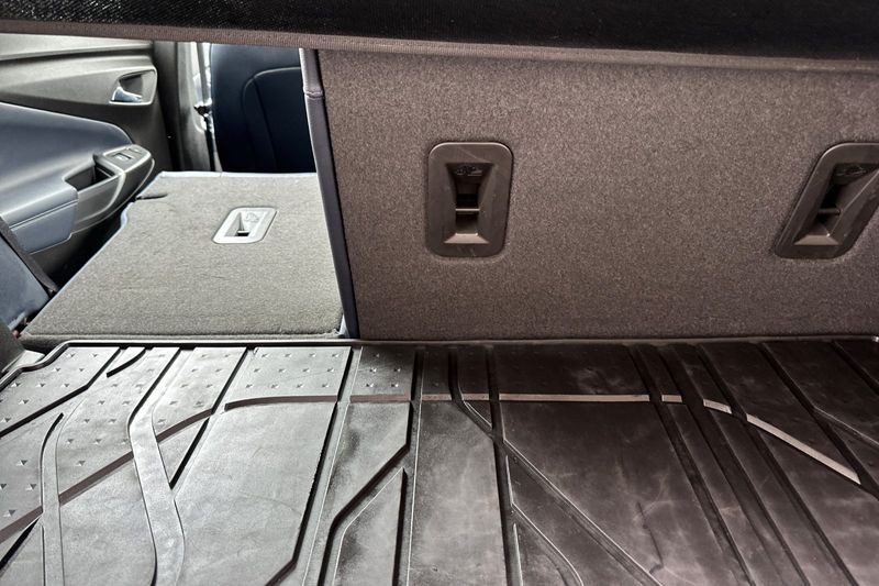 Chevrolet Bolt EUV Vehicle Full-screen Gallery Image 15