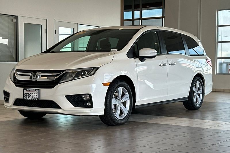 Honda Odyssey Vehicle Full-screen Gallery Image 08