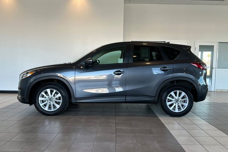 Mazda CX-5 Vehicle Full-screen Gallery Image 07
