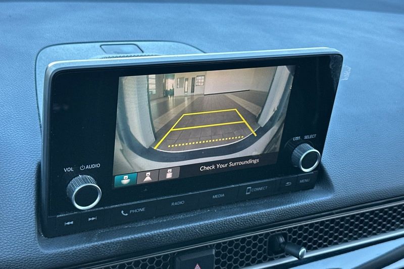 Honda Civic Sedan Vehicle Full-screen Gallery Image 18