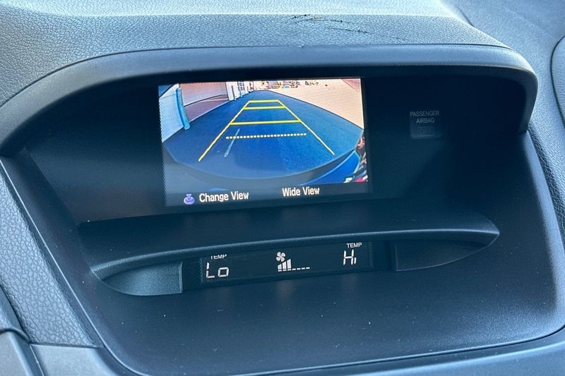 Acura RDX Vehicle Full-screen Gallery Image 19