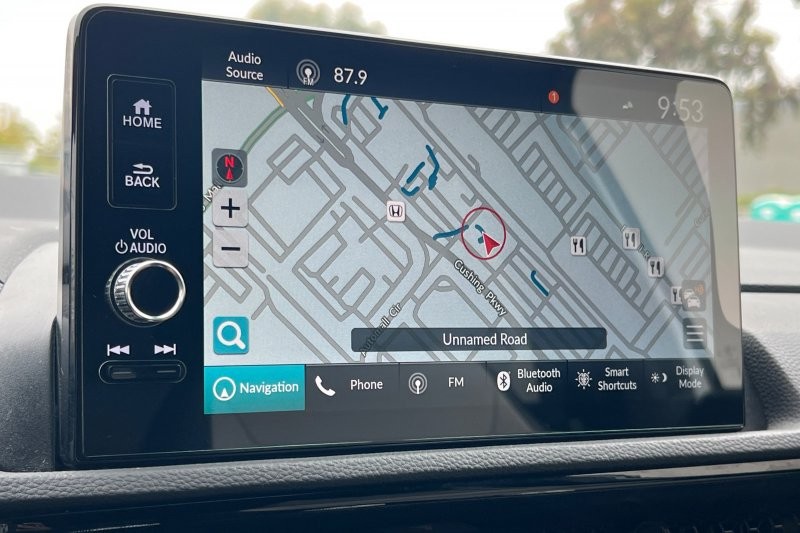 Honda CR-V Hybrid Vehicle Full-screen Gallery Image 19