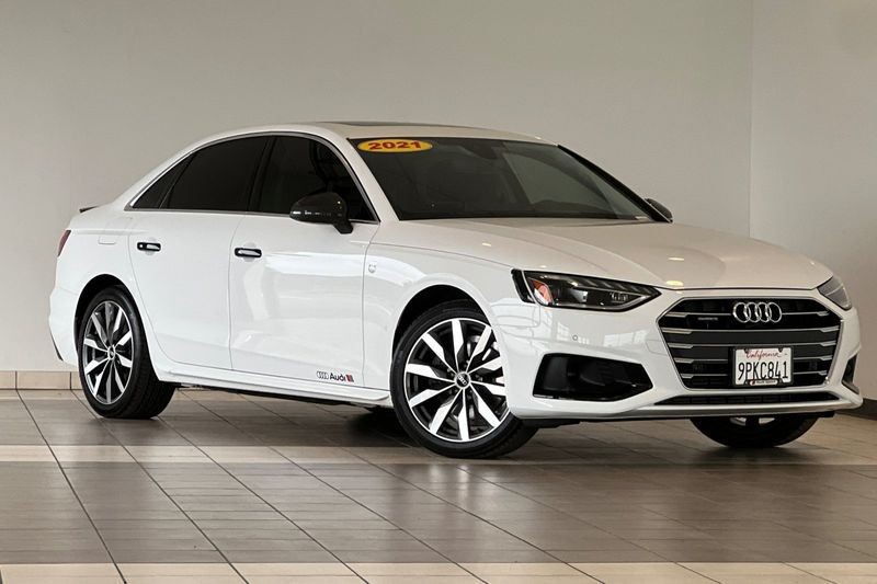 Audi A4 Sedan Vehicle Full-screen Gallery Image 02