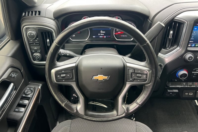 Chevrolet Silverado 2500HD Vehicle Full-screen Gallery Image 14