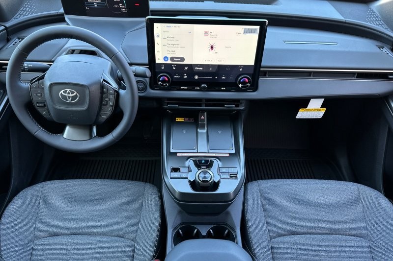 Toyota bZ Vehicle Full-screen Gallery Image 15