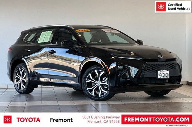 more details - toyota crown signia