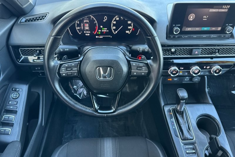 Honda Civic Hatchback Vehicle Full-screen Gallery Image 14