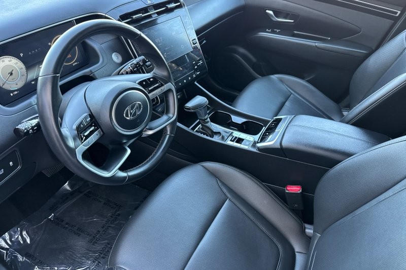 Hyundai Tucson Vehicle Full-screen Gallery Image 10