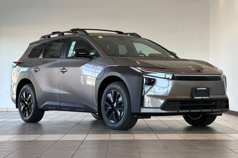 Toyota bZ Woodland Vehicle Full-screen Gallery Image 02