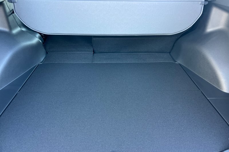 Toyota bZ Vehicle Full-screen Gallery Image 17