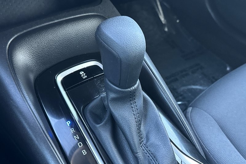 Toyota Corolla Vehicle Full-screen Gallery Image 20