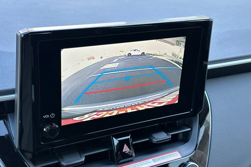 Toyota Corolla Hybrid Vehicle Full-screen Gallery Image 20