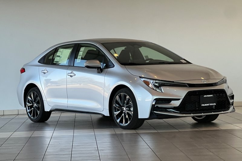 Toyota Corolla Vehicle Full-screen Gallery Image 02
