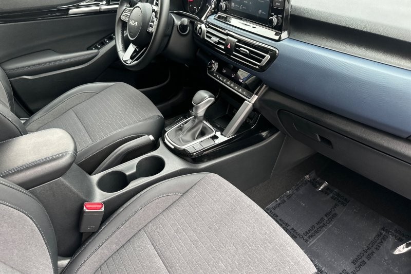 Kia Seltos Vehicle Full-screen Gallery Image 16