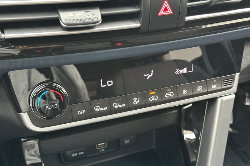 Kia Seltos Vehicle Full-screen Gallery Image 20