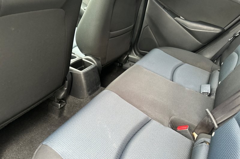 Scion iA Vehicle Full-screen Gallery Image 12