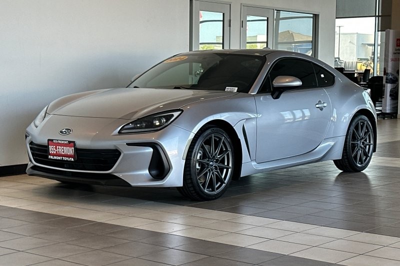 Subaru BRZ Vehicle Full-screen Gallery Image 08