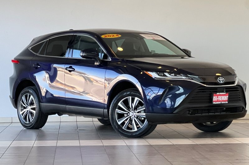 Toyota Venza Vehicle Full-screen Gallery Image 02