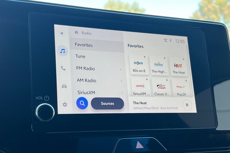 Toyota Venza Vehicle Full-screen Gallery Image 18