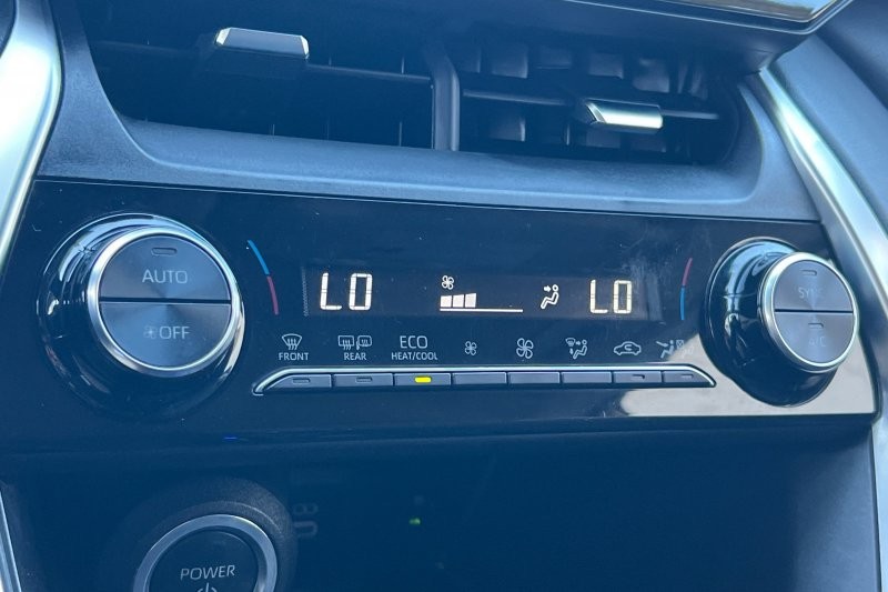 Toyota Venza Vehicle Full-screen Gallery Image 20